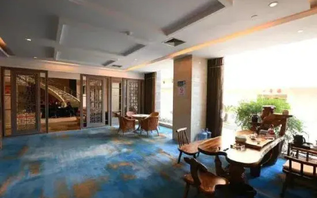 Huakang International Hotel