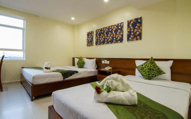 Rose Emerald Hotel