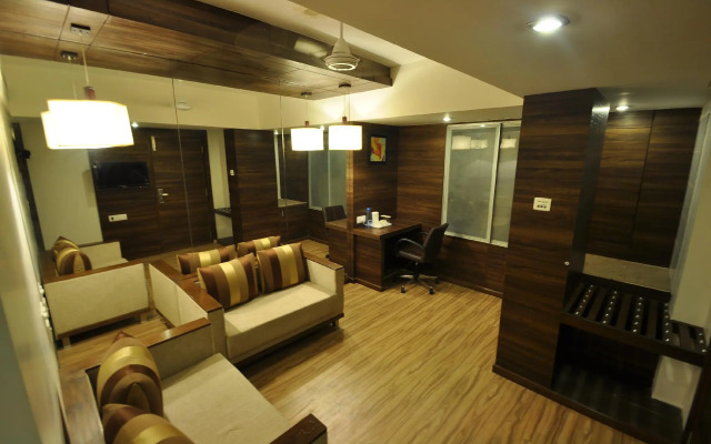 Le Grande Residency