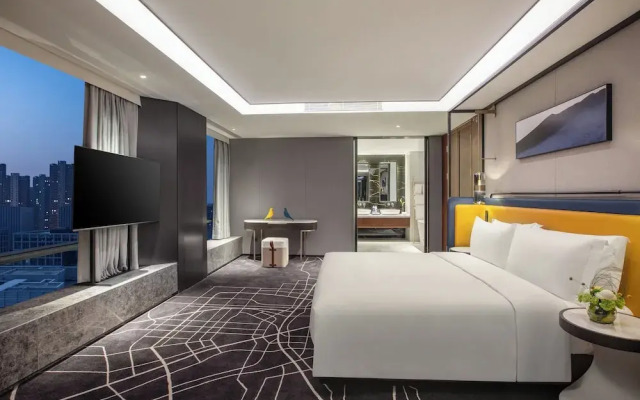 voco Hefei Binhu by IHG