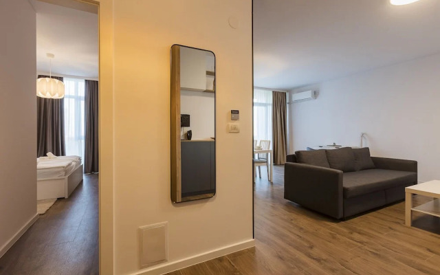 Zoe Apartment