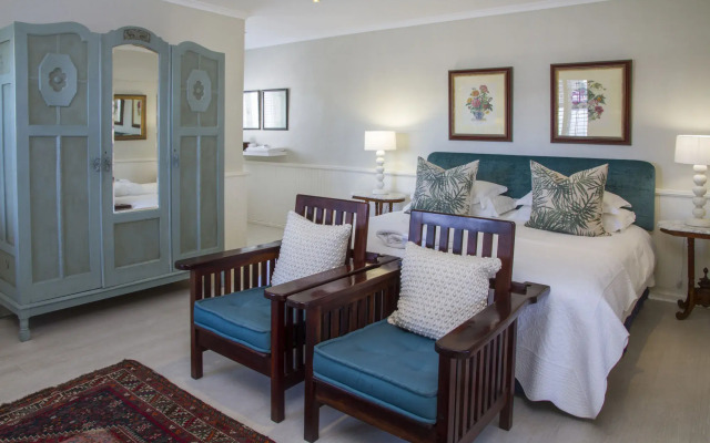 Admiralty Beach House