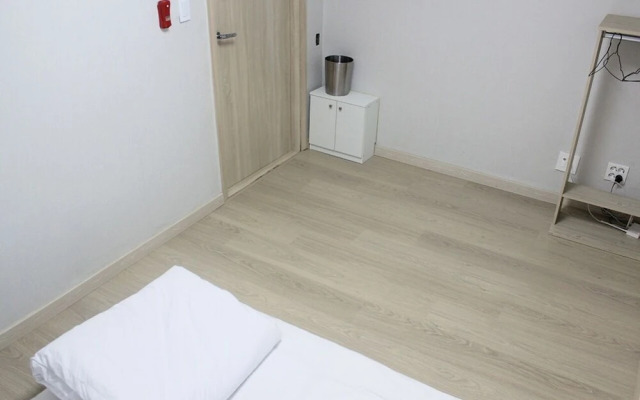 Syuming Guesthouse - Hostel