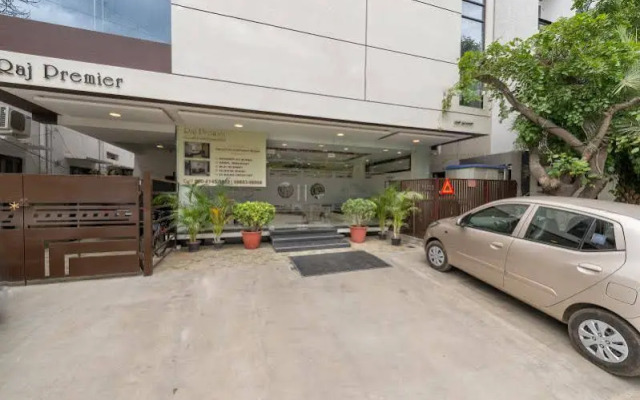 Treebo Raj Premier, Indiranagar