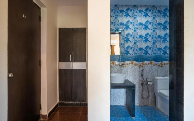 Derive Hotel by Amor