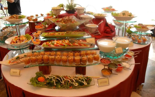 Country Inn & Suites By Carlson Mysore