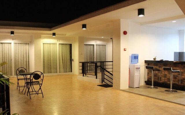 Be-ing Suites