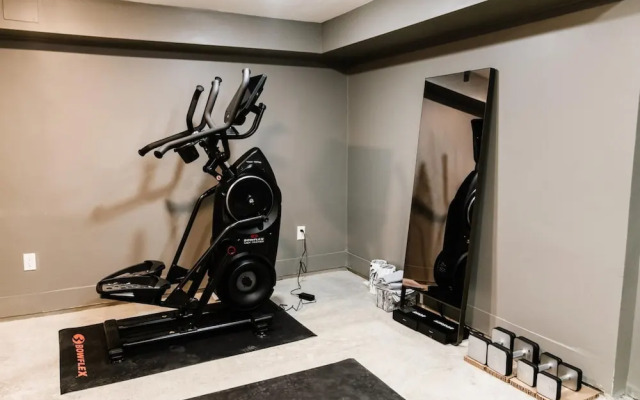 Dt Hot Tub Sauna Huge Yard