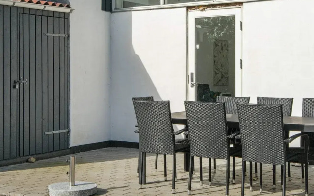 6 Person Holiday Home in Tarm