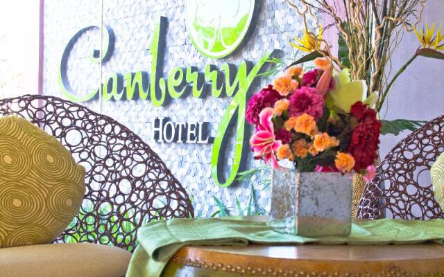 Canberry Hotel