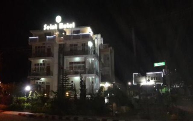 Seint Hotel