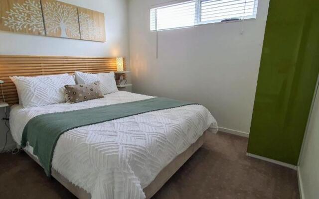 Goat Island Bungalow