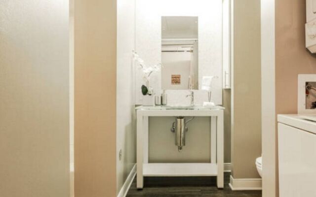 Met Lofts Downtown LA