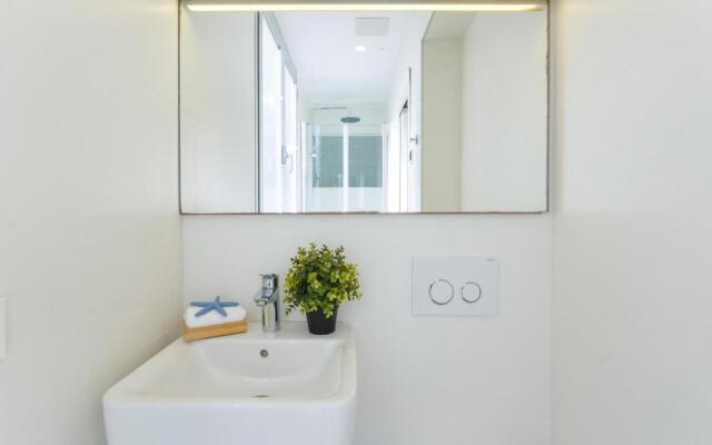 CANAMI... Luxury apartment with best sea views.