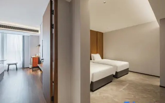 ROYGEM Hotel (Chengxi Meisong Plaza, Anji)