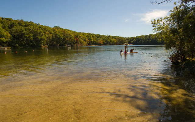 Sun Retreats Peters Pond