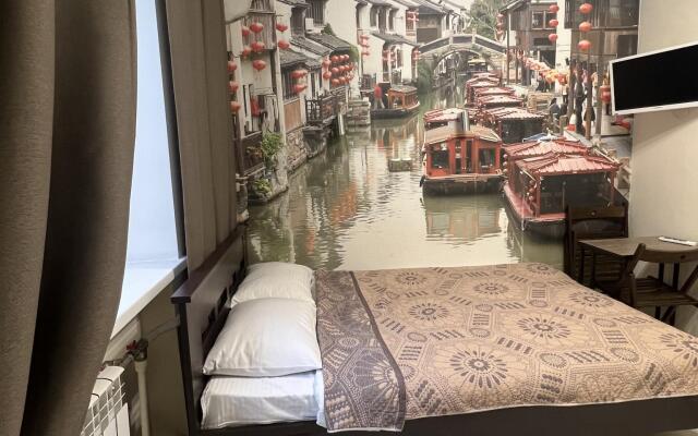 Апартаменты на бульваре Конногвардейский