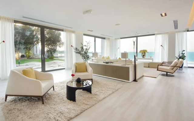 Overwater Luxury Retreat - Nurai Island