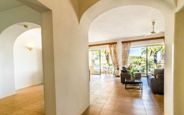 Ta Frenc Apartments