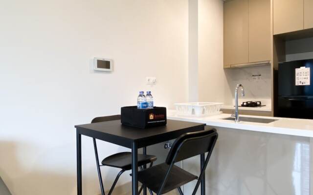 Elegant And Comfortable 1Br Apartment Arumaya Residence