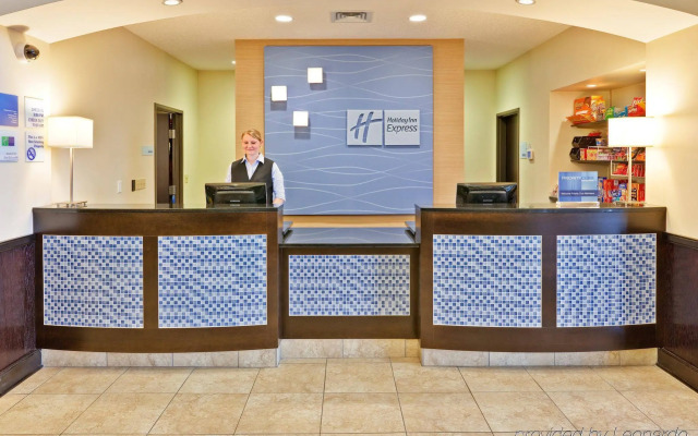 Holiday Inn Express & Suites Pekin (Peoria Area) by IHG