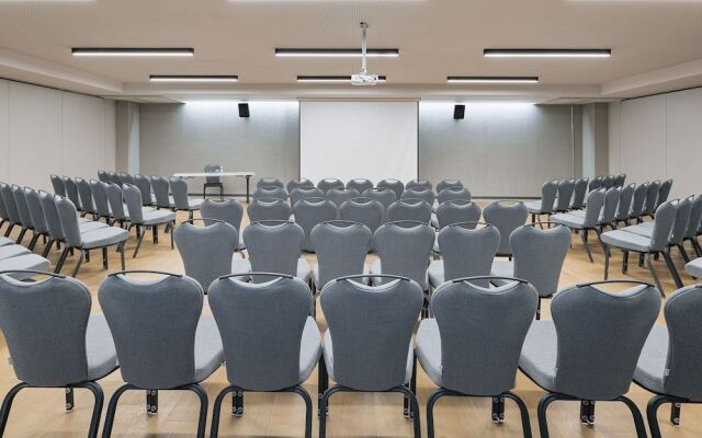 INVENTIST Hotel Sports Academy