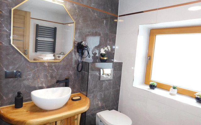 Pokoje Goscinne Monika II