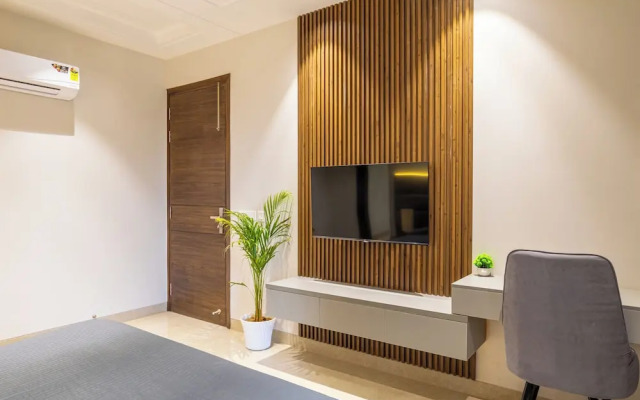 Housr Sector 56 Gurgaon Golf Course Road