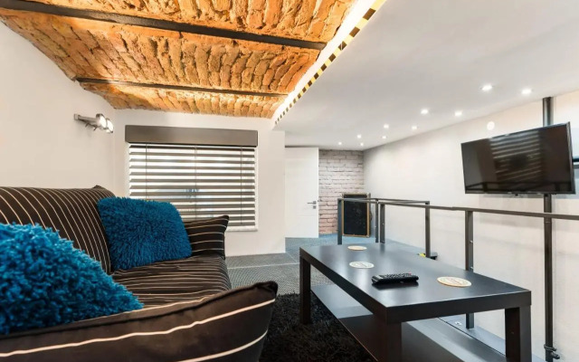 Z38 Downtown Loft