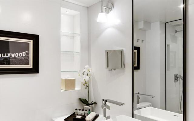 Sheraton Universal Hotel