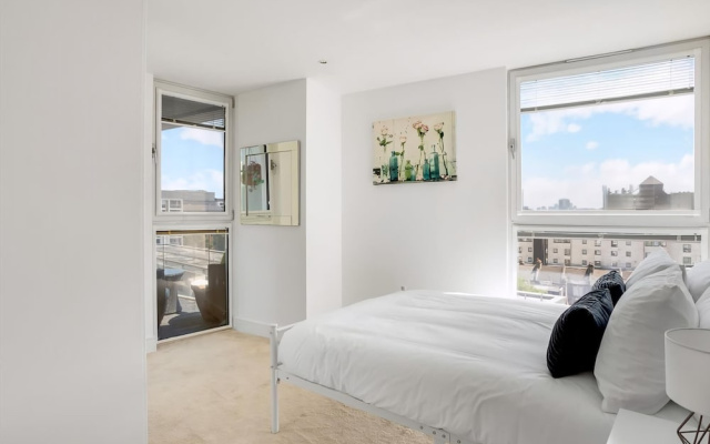 Panoramic London: 3-Bed City Oasis