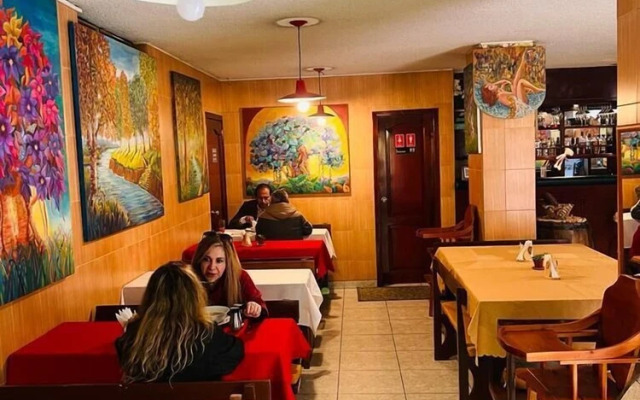 Hotel Estrellita Inn