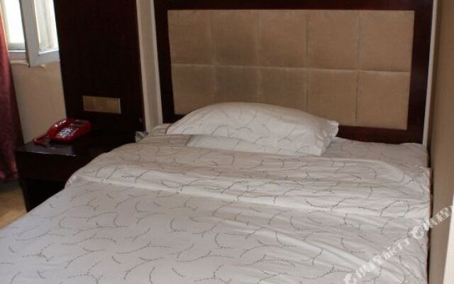 Xining Meiju Business Hotel (Civic Center)