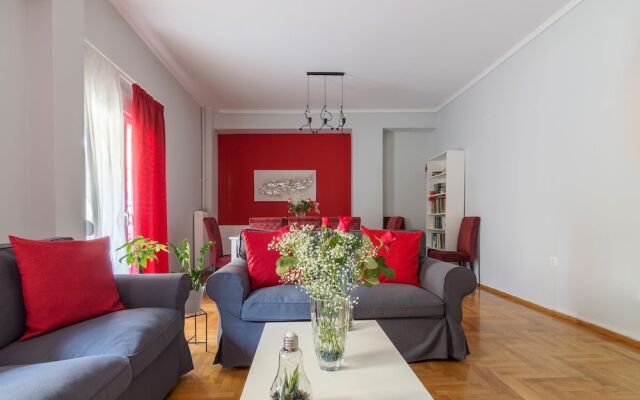 Adorable 2 Bedrooms Apartment in Athens