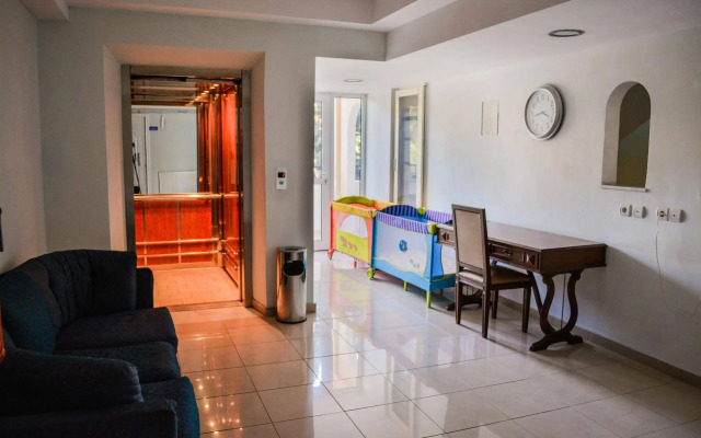 Mon Repos Hotel