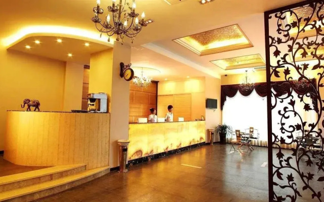 Chengdu House Hotel