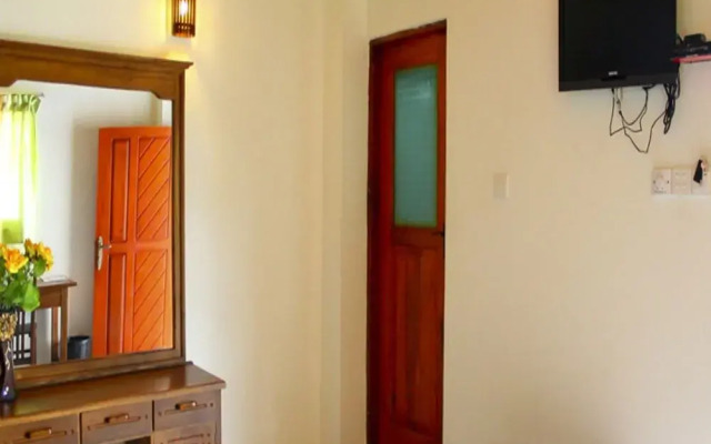 Vista Rooms Mirissa Beach 1