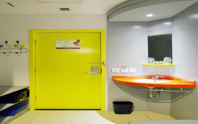 POP! Hotel Tebet Jakarta