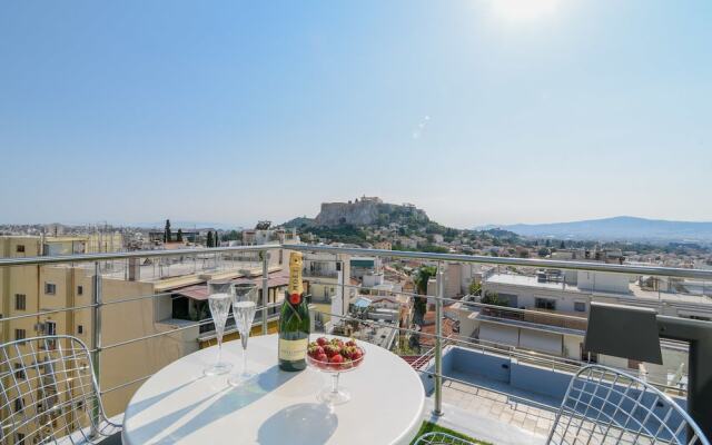 Majestic Homm Penthouse in the Heart of Plaka