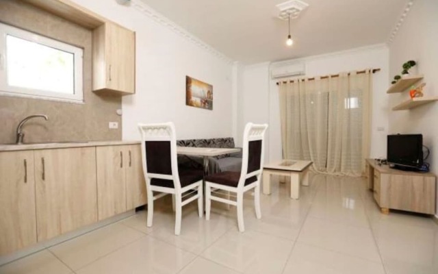 "sion Albania Saranda Apartment"