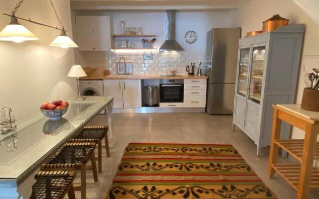 Beachfront House Pythagorion