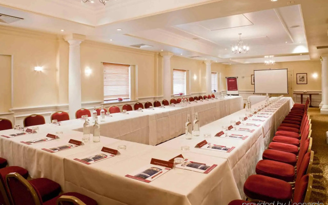 Winchester Wessex Hotel by Sunday