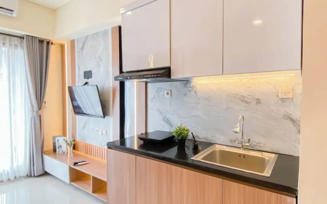Homey And Modern 2Br At Meikarta Apartment