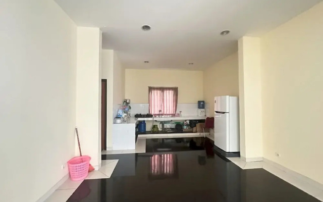 OYO 94118 Homestayque Syariah