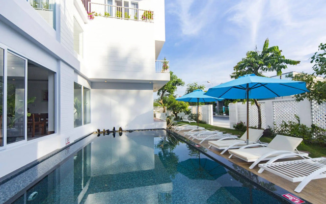 Hoi An White Villa