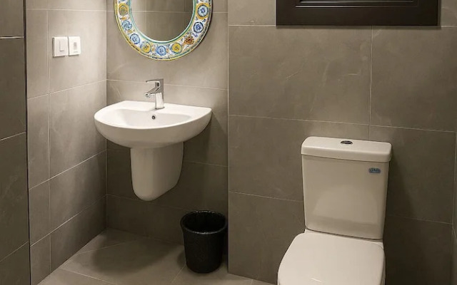 Chic & Spacious Retreat in Porto Said