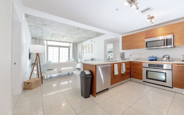 Miami World Rental - Midtown 820