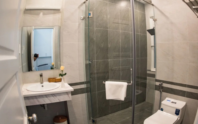 Amora Hotel Apartment