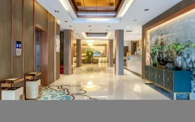 Starway Hotel
