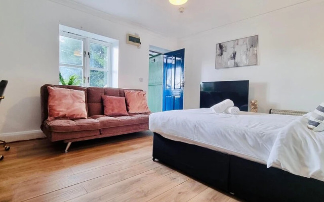 Otford Suite in Sevenoaks
